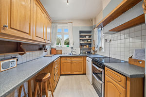 Photo 16- click for photo gallery